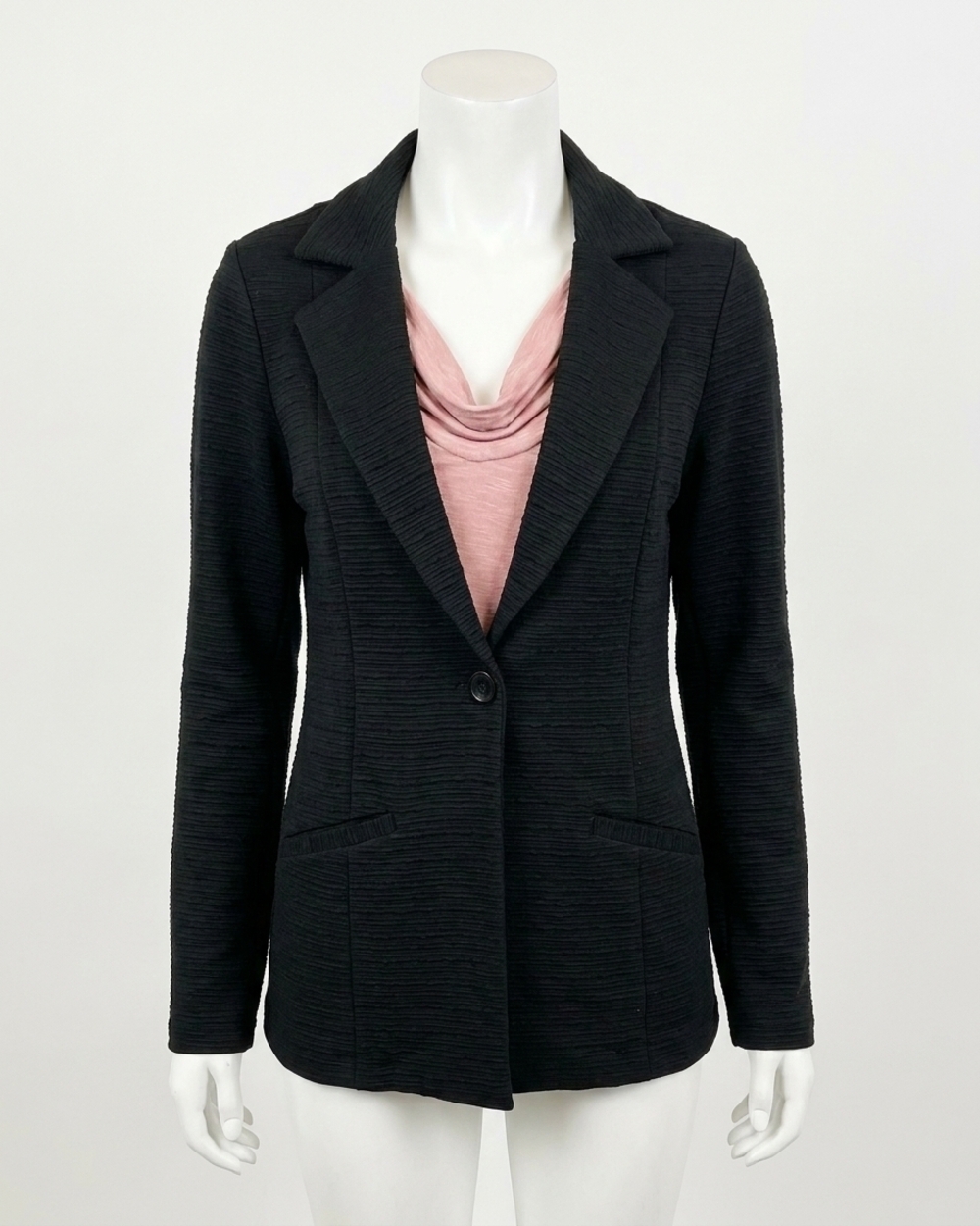 NEW GRACE AND LACE textured front button blazer in black